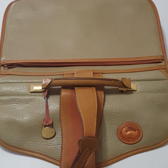 Vintage Dooney and Bourke Taupe Leather Briefcase - Picture 14 of 14